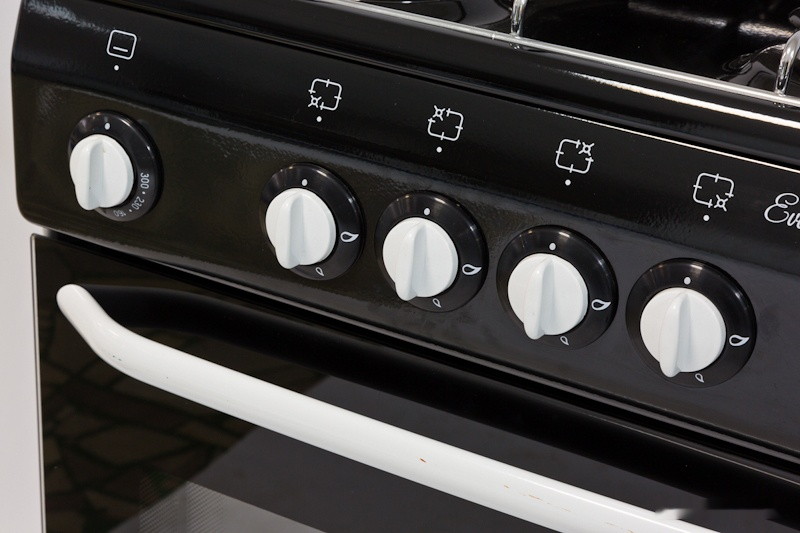 Кухонная плита De Luxe 5040.36Г (Щ) (черная)