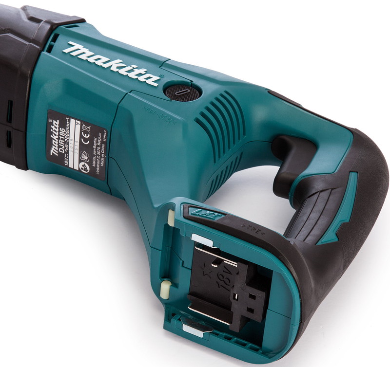 Сабельная пила Makita DJR186Z