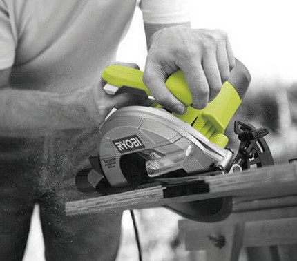 Дисковая пила Ryobi RCS1400-G